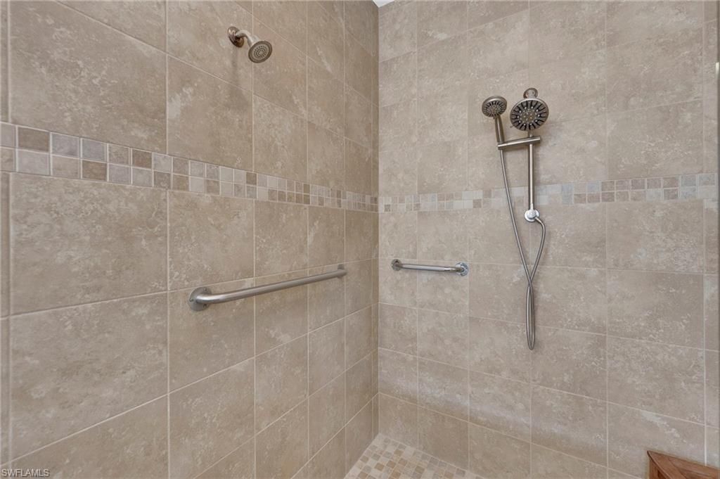 8720 Westwood Oaks Pl, Fort Myers, FL 33908 Photo