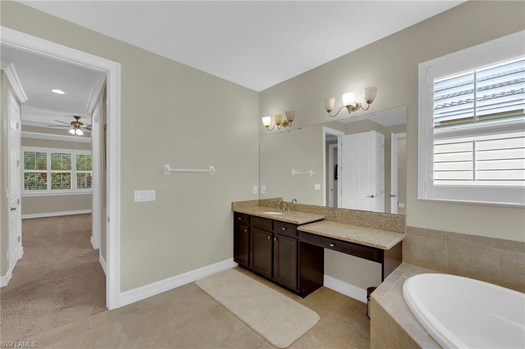 8720 Westwood Oaks Pl, Fort Myers, FL 33908 Photo