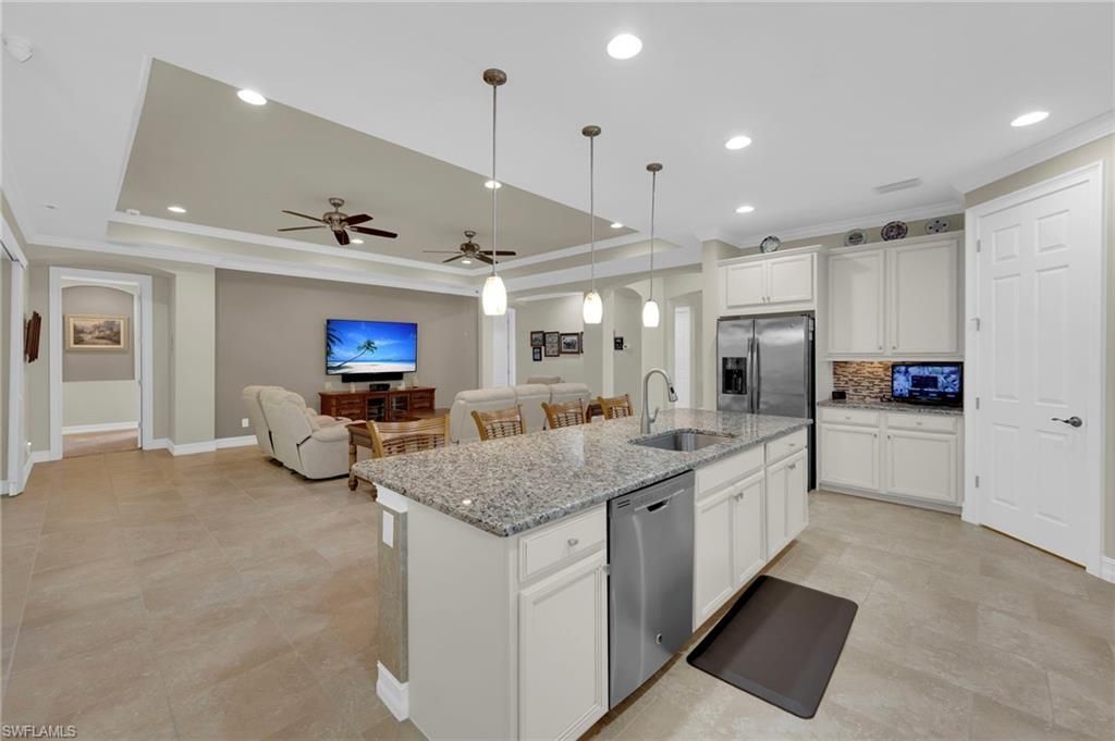 8720 Westwood Oaks Pl, Fort Myers, FL 33908 Photo