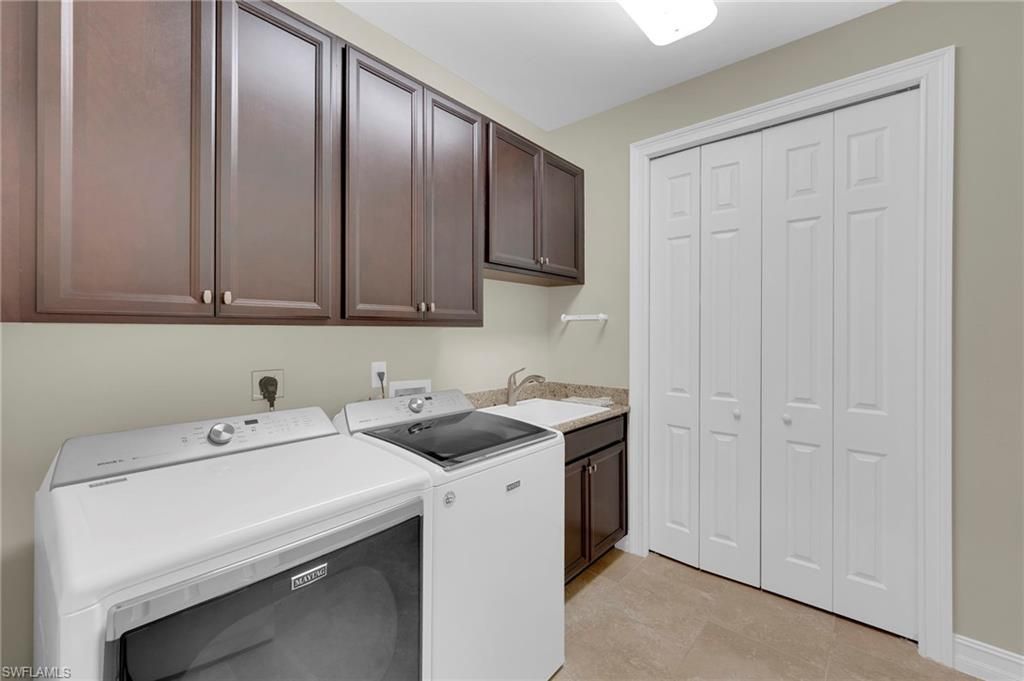 8720 Westwood Oaks Pl, Fort Myers, FL 33908 Photo