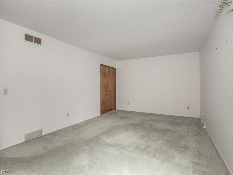 5837 Wickfield Drive, Parma Heights, OH 44130 Photo 15