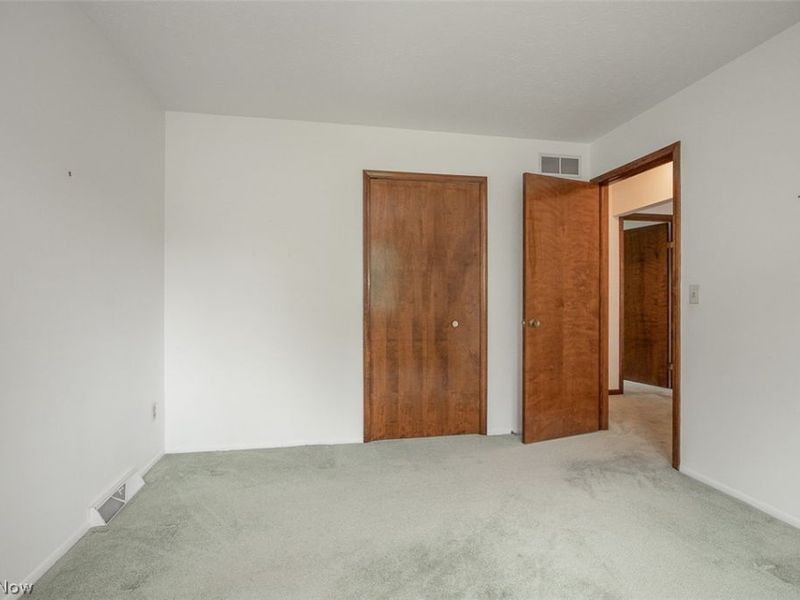5837 Wickfield Drive, Parma Heights, OH 44130 Photo 19