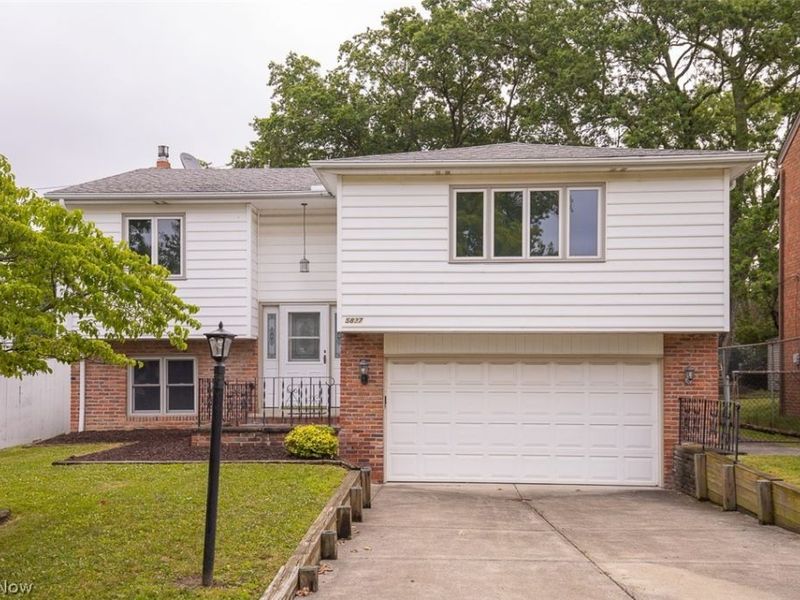 5837 Wickfield Drive, Parma Heights, OH 44130 Photo 30