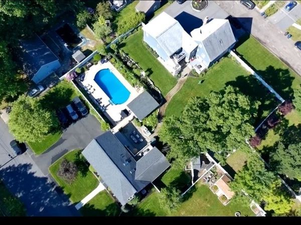 10 Dean St & 29 Bennett St, Hudson, MA 01749
