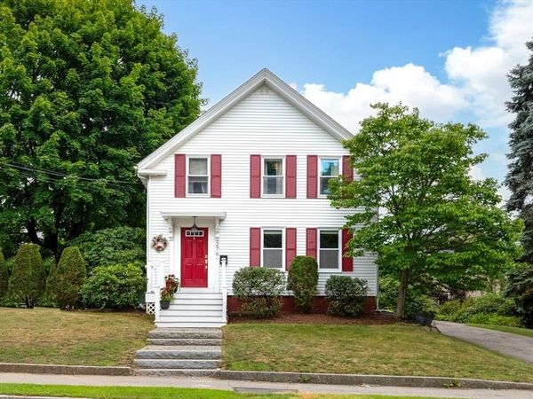 276 Salem St, Wakefield, MA 01880
