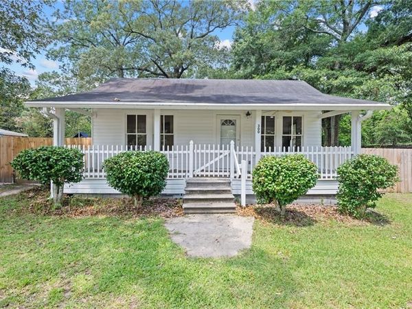 300 Hillcrest Road, Mobile, AL 36608