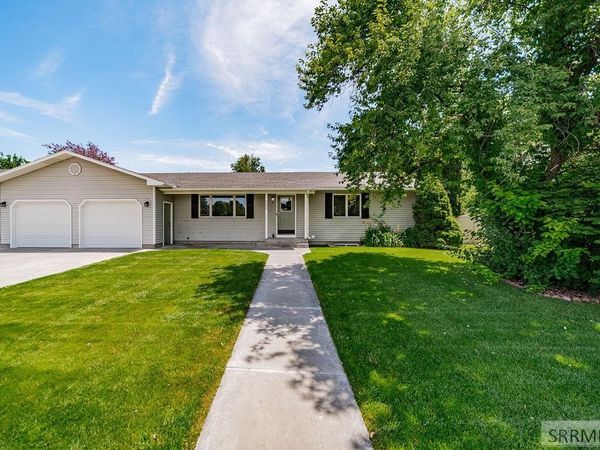 3075 Chaparral Drive, IDAHO FALLS, ID 83404