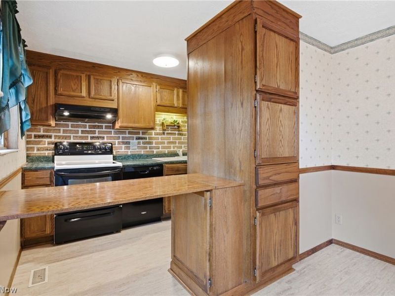 163 Oakhurst Drive , Munroe Falls, OH 44262 Photo 16