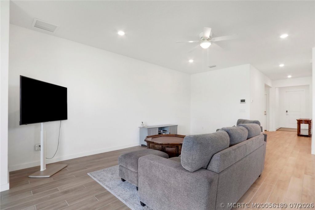 1630 NE Skyhigh Terrace, Jensen Beach, FL 34957 Photo