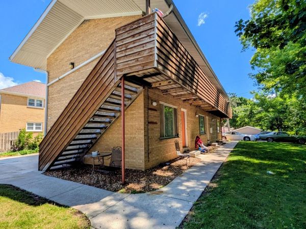 2628 S 84th St, West Allis, WI 53227