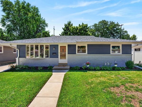 8020 49th Ave, Kenosha, WI 53142