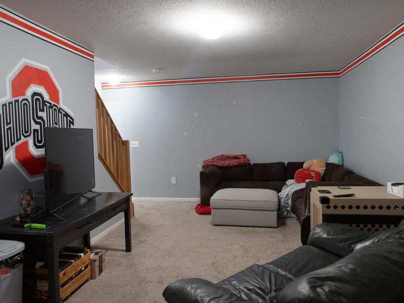 211 Bollingen, Blacklick, OH 43004 Photo 12