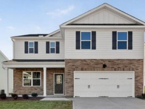 305 Maddox Drive , Aberdeen, NC 28315