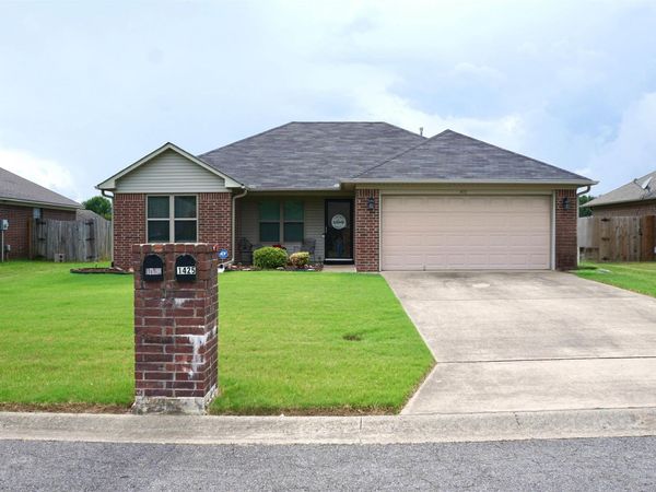 1425 Huebner Street, Conway, AR 72032