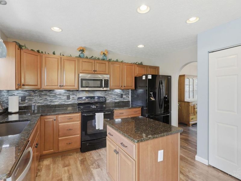 5028 Jessica Suzanne Drive, Morrow, OH 45152 Photo 14