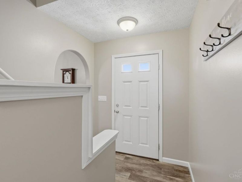 5028 Jessica Suzanne Drive, Morrow, OH 45152 Photo 3