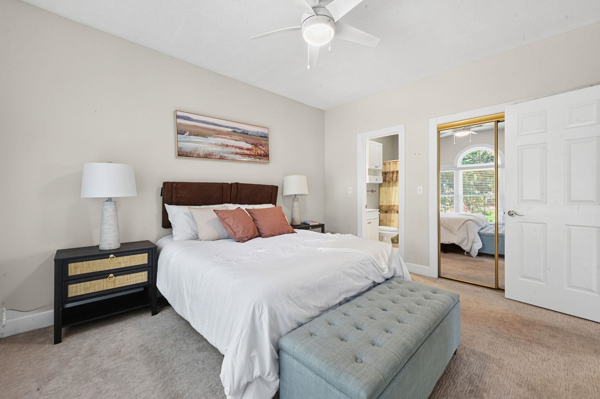 690 Riverwalk Dr. Photo 19