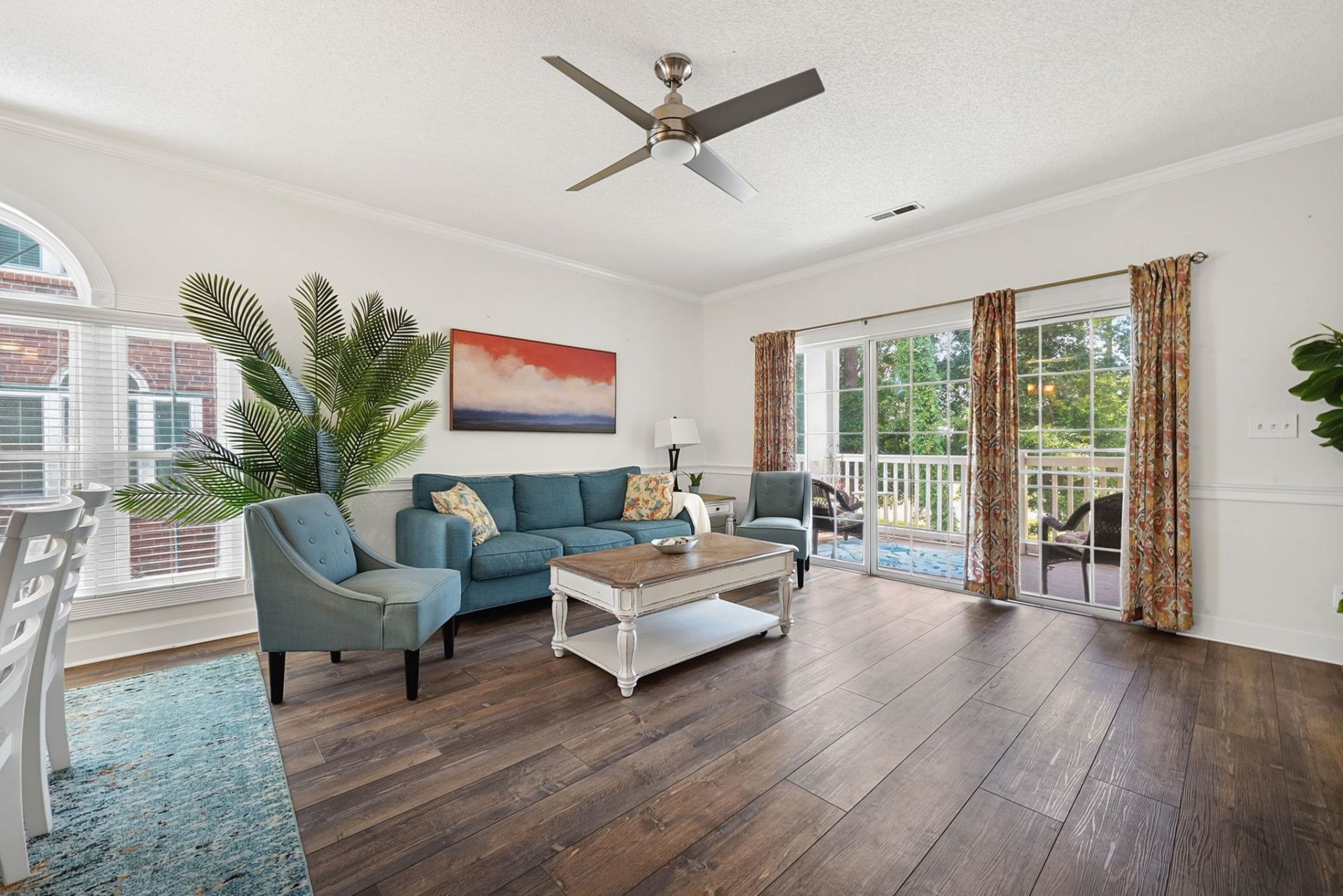 690 Riverwalk Dr. Photo 4