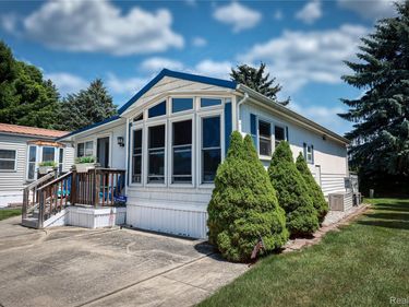 5211 Ben Franklin Drive, Lexington Village, Mi 48450