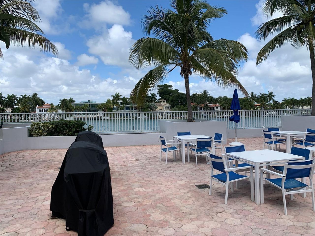 5700 Collins Ave , Unit 12N, Miami Beach, FL 33140 Photo
