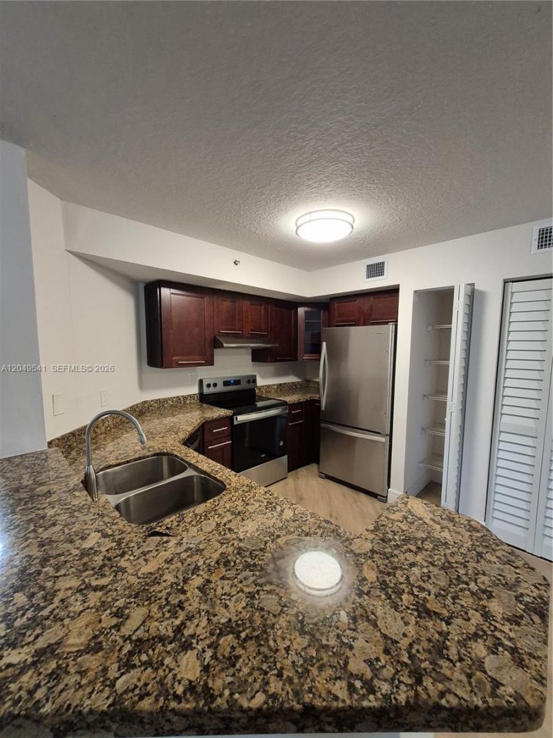 771 N Pine Island Rd , Unit 106, Plantation, FL 33324 Photo
