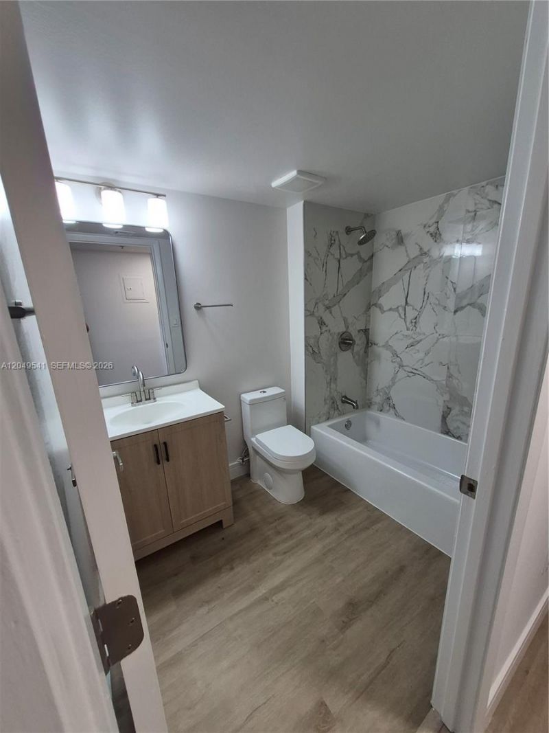 771 N Pine Island Rd , Unit 106, Plantation, FL 33324 Photo