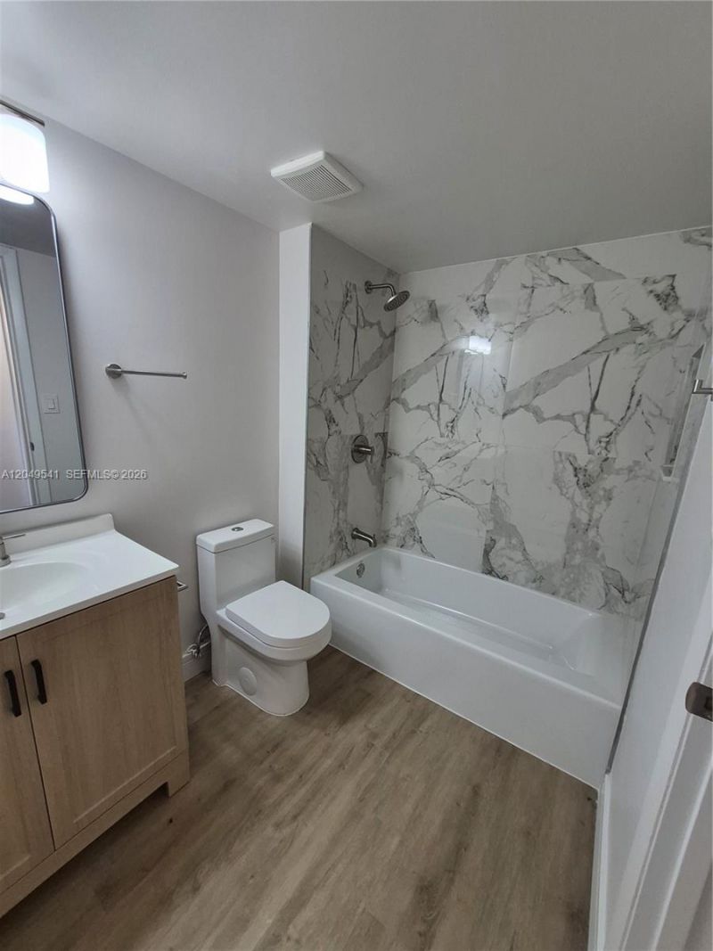 771 N Pine Island Rd , Unit 106, Plantation, FL 33324 Photo