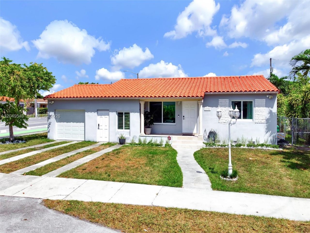 2195 SW 25th Ter , Miami, FL 33133 Photo