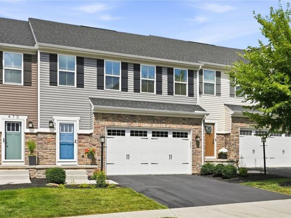 472 Whitetail Meadows Trl, Mars, PA 16046
