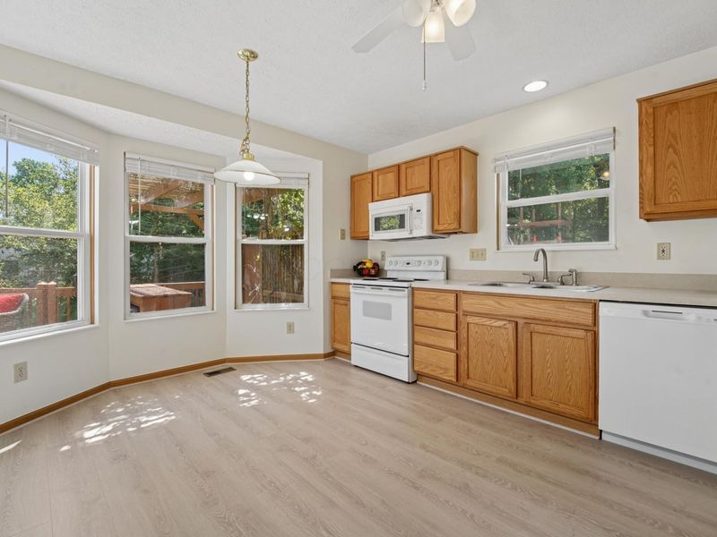 1597 Meadowlark Lane, Marysville, OH 43040 Photo 13