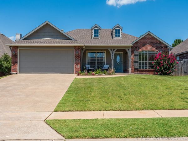 20427 E 46th Street S, Broken Arrow, OK 74014