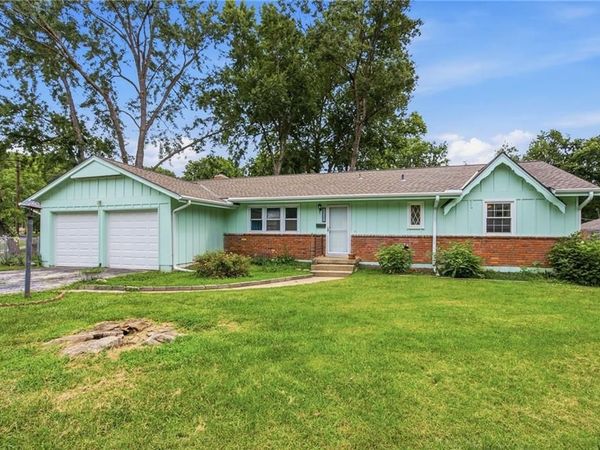 9307 Craig Drive, Overland Park, KS 66212
