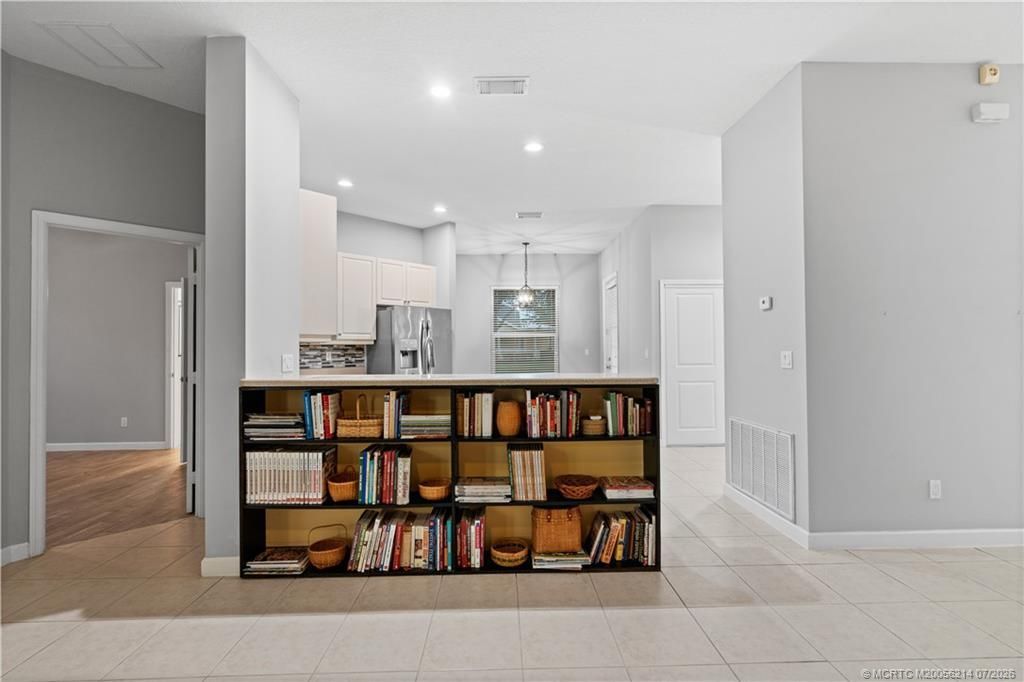 10582 SW Westlawn Boulevard , Port Saint Lucie, FL 34987 Photo