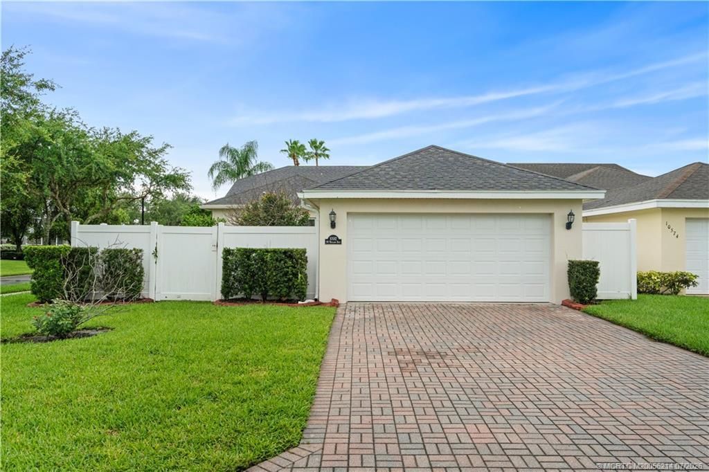 10582 SW Westlawn Boulevard , Port Saint Lucie, FL 34987 Photo
