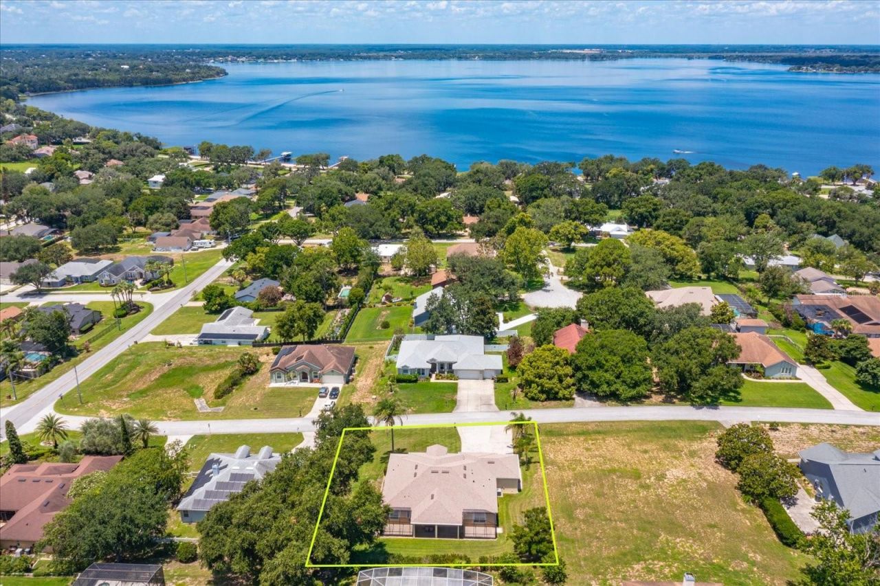 12560 Katherine Circle, Clermont, FL 34711 Photo
