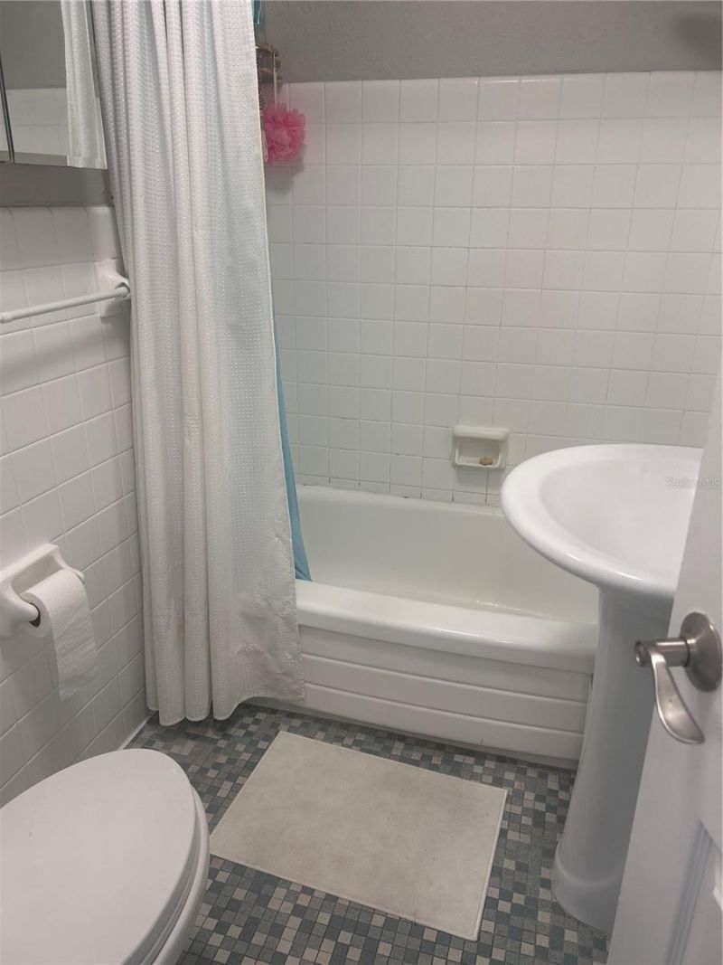 3315 58th Avenue S, Unit 314, Saint Petersburg, FL 33712 Photo