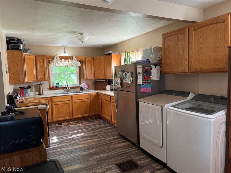 249 High Avenue, Byesville, OH 43723 Photo 5