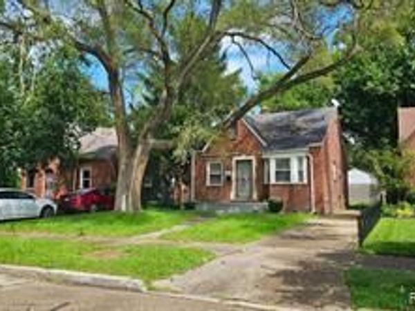 17834 Bradford Avenue, Detroit, MI 48205