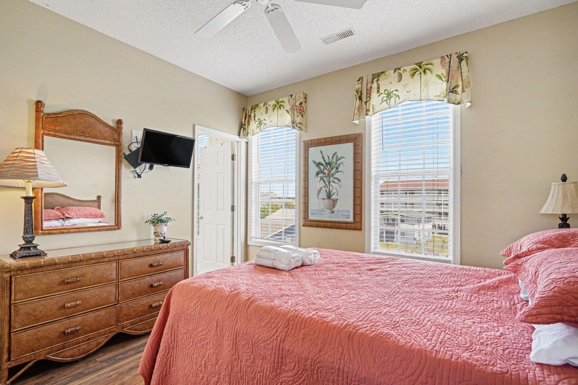 154 Cypress Ave.  Photo 19