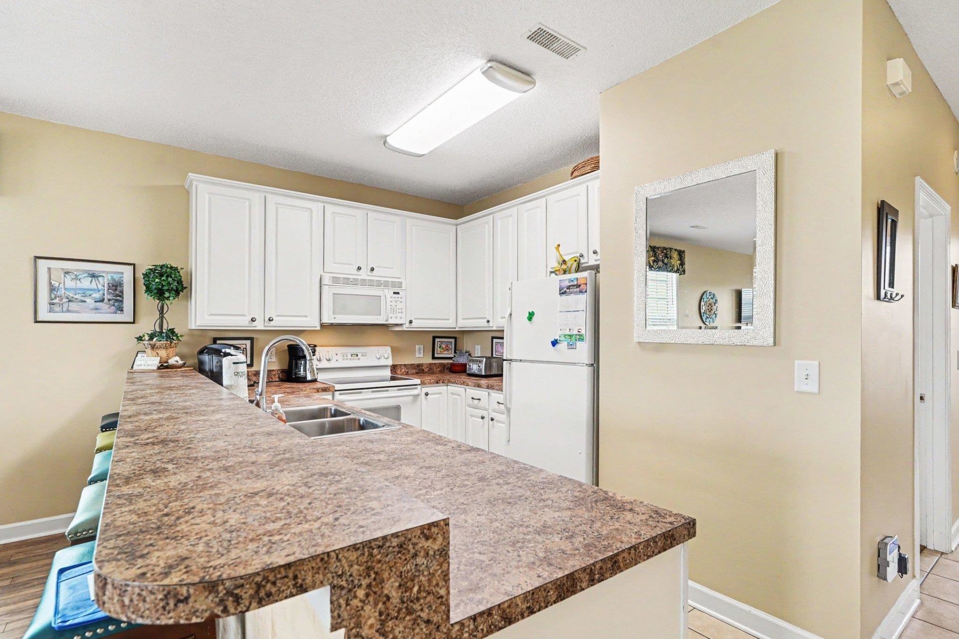 154 Cypress Ave.  Photo 6