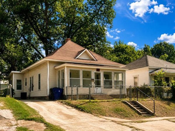 1112 W Dakota Avenue, Chickasha, OK 73018