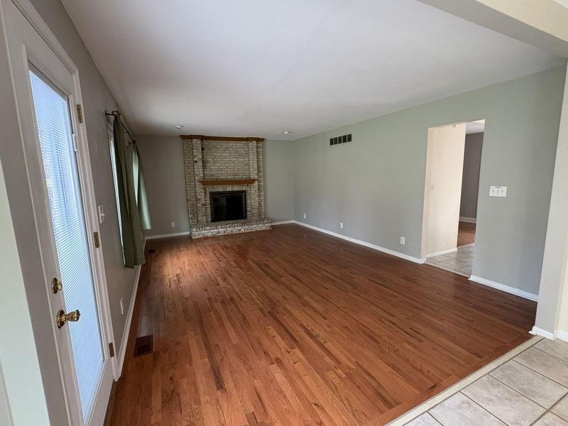8442 Woodcreek Drive, Florence, KY 41042 Photo 12