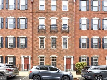 606 ADMIRALS WAY, PHILADELPHIA, PA 19146
