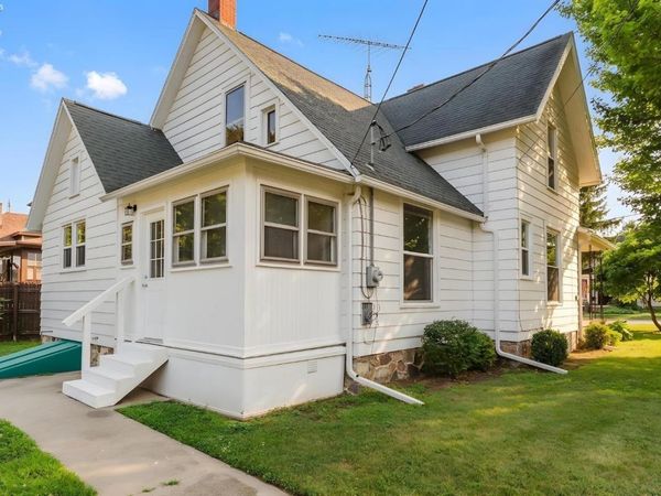 401 Vine Street, Clyde, OH 43410