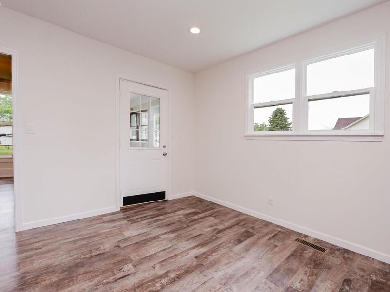 401 Vine Street, Clyde, OH 43410 Photo 13