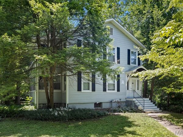 502 Carson Road, St Louis, MO 63135