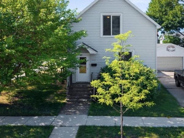1501 15TH AVENUE, Menominee, MI 49858