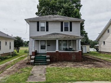 532 S River Street, Newcomerstown, OH 43832