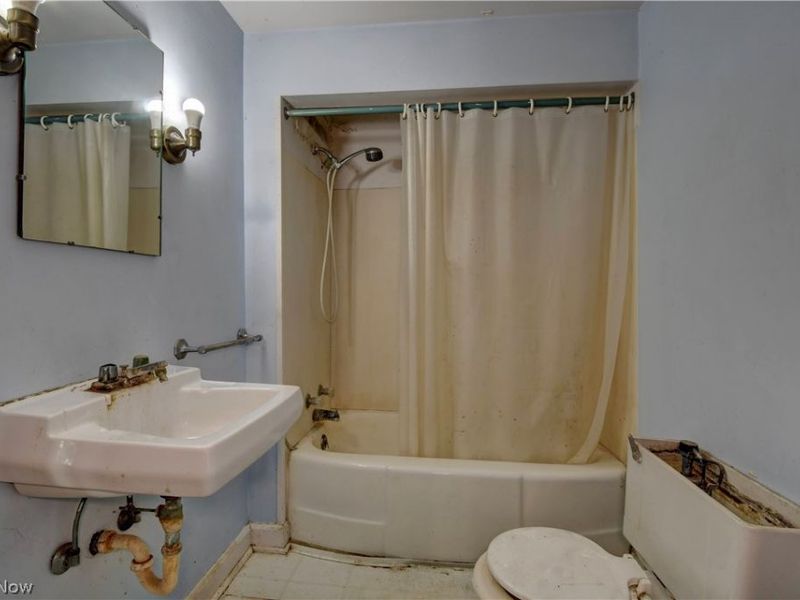 532 S River Street, Newcomerstown, OH 43832 Photo 10