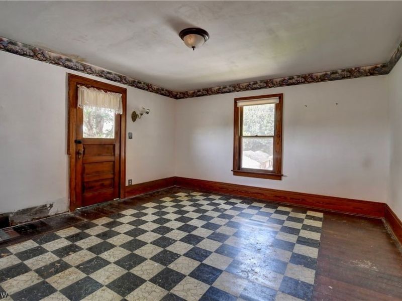 532 S River Street, Newcomerstown, OH 43832 Photo 11